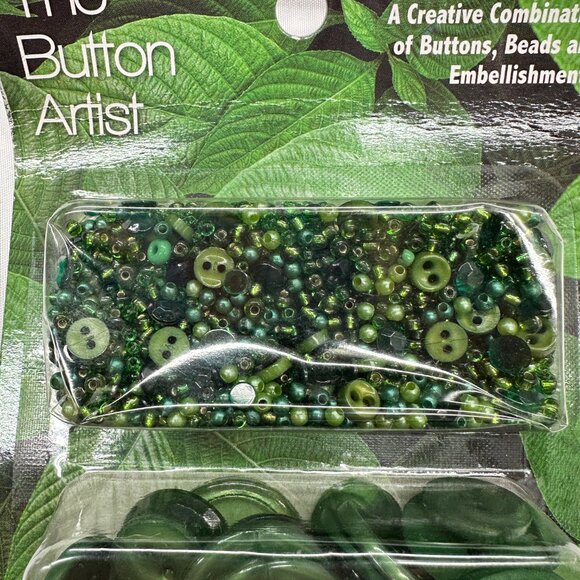 Craft Buttons - Lot of 5 Packages - Picture 7 of 9